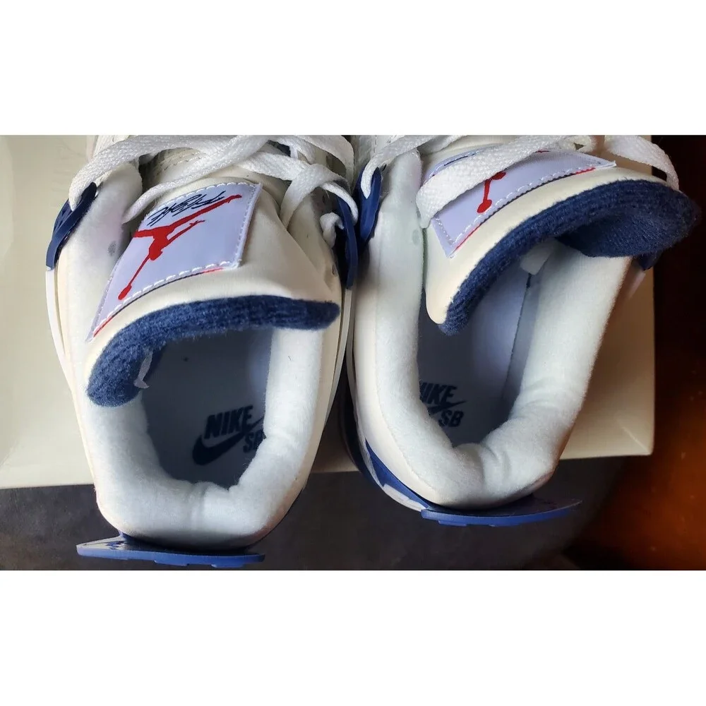 Nike SB x Air Jordan 4 Retro Navy Blue. Size 8.5